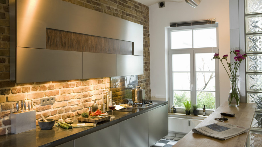 купить декоративный кирпич для внутренней отделки в Москве