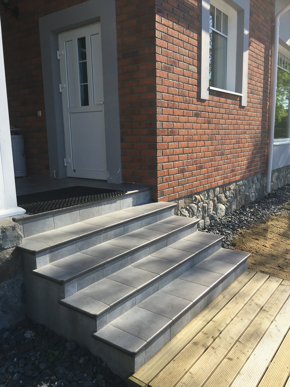 Монтаж клинкерных ступеней и плитки